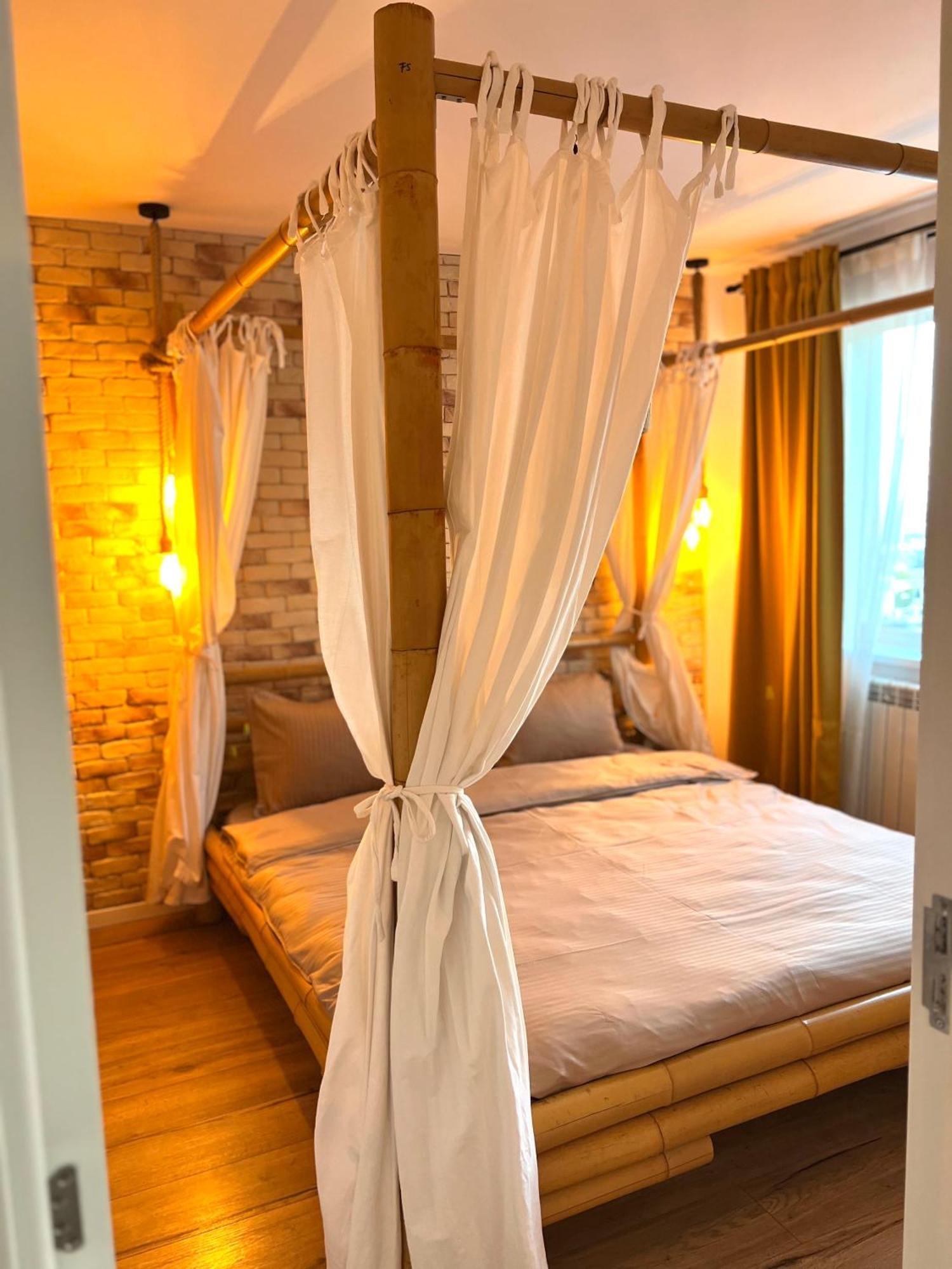 Piata Ovidiu 14 Appartement Constanţa Buitenkant foto
